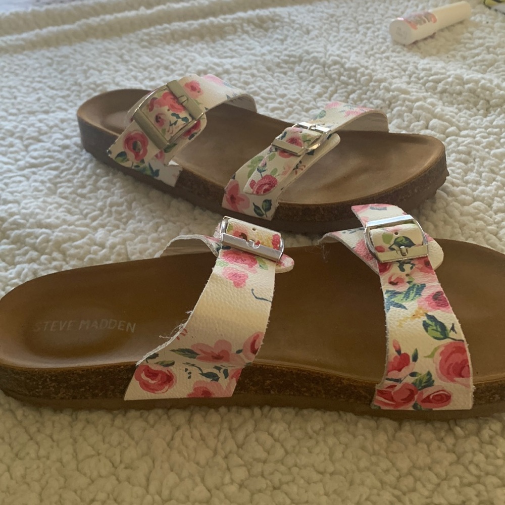 Steve Madden JBrando flowered sandals.